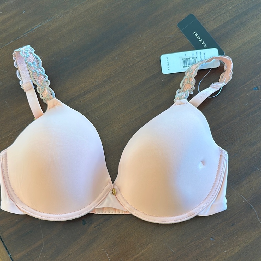 Victoria's Secret Peach Lace Trim Bra